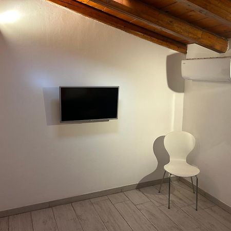 Deni'S Apartments 锡拉库扎 外观 照片