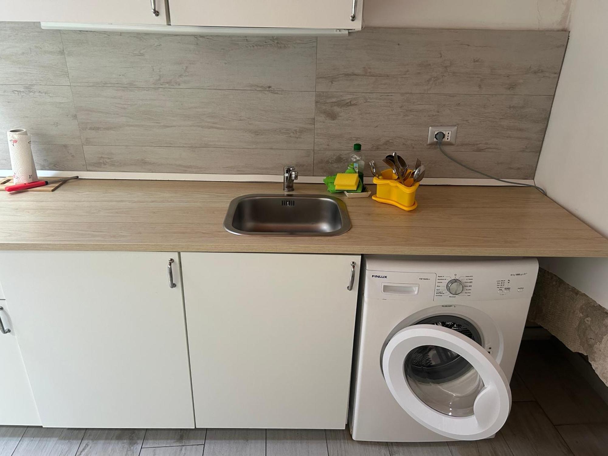 Deni'S Apartments 锡拉库扎 外观 照片